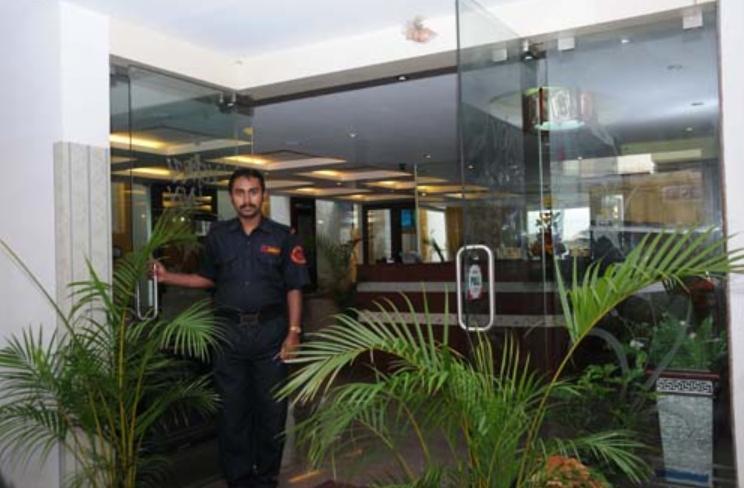 Ivory Inn Bangalore Exterior foto